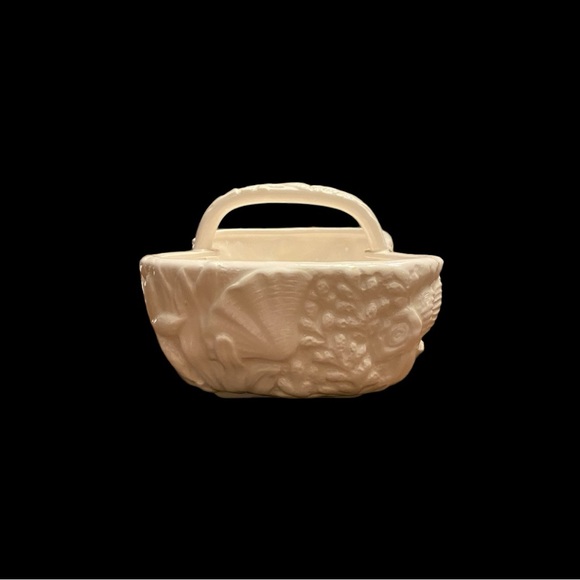 Vintage ceramic basket Schmid Design Folio Sea Themed 8” x 5” x 2” MINT - Picture 3 of 5